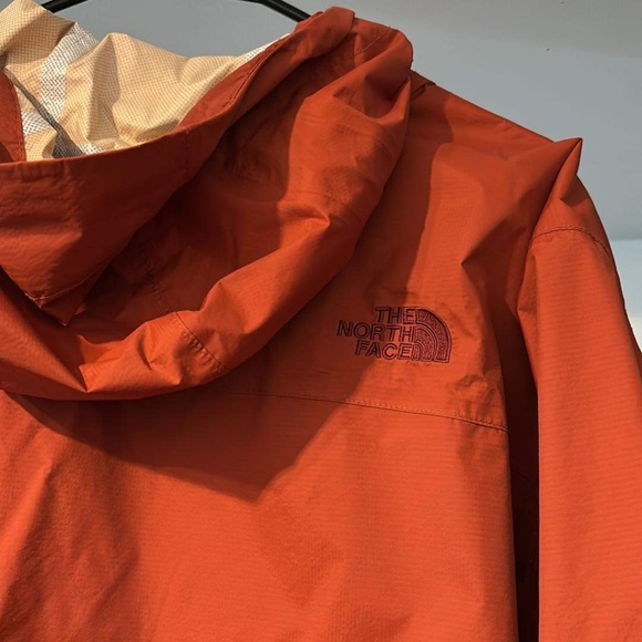 The North Face Rain Jacket - Picture 5 of 6